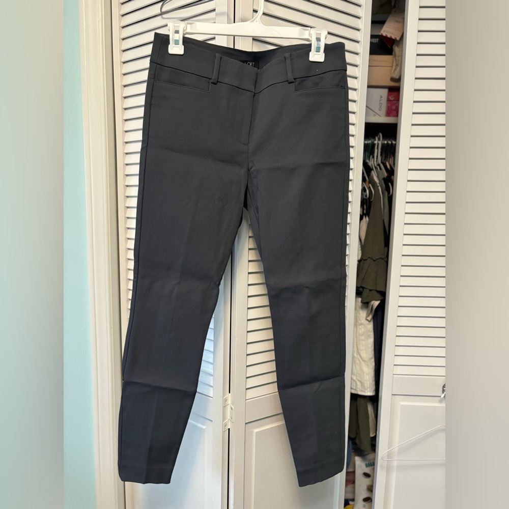 LOFT Stylish Gray Trousers